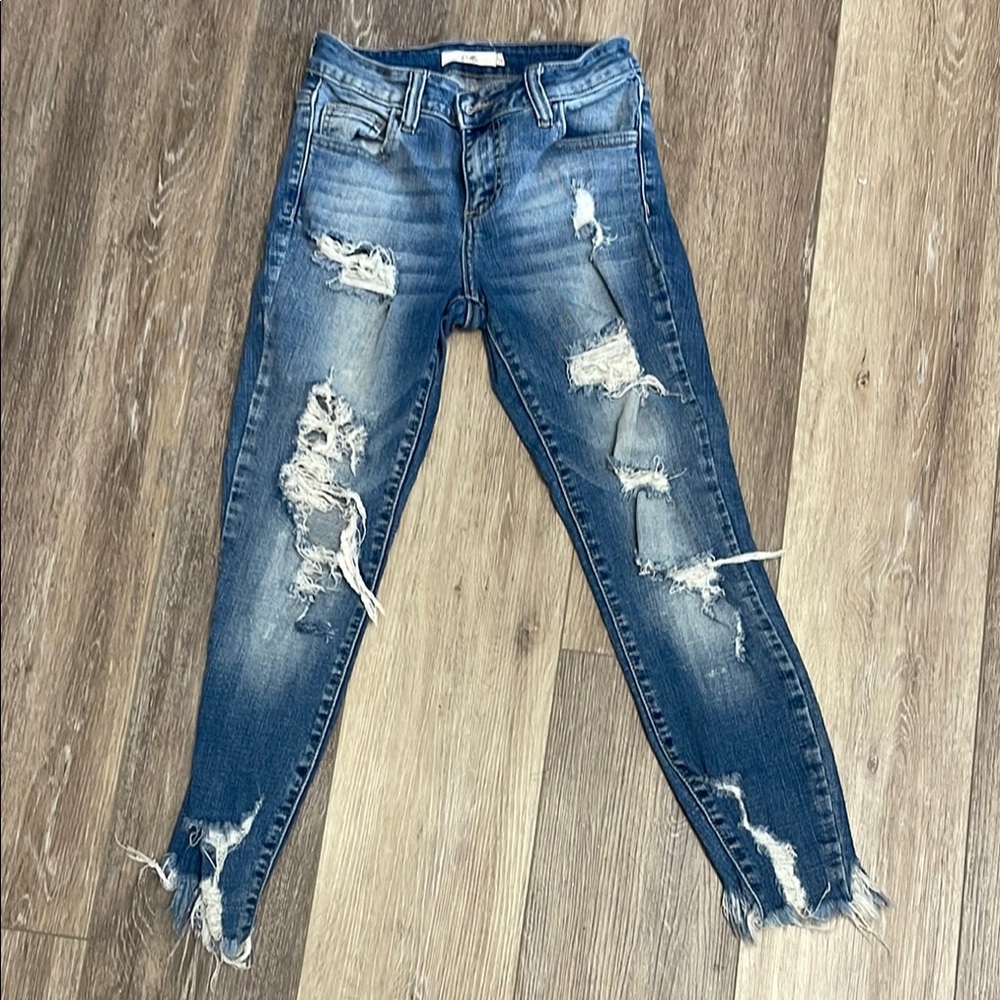 Cello Blue Ankle Cropped Jeans with Distressed Style